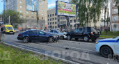 Три машины сошлись в жестком столкновении на улице Московской в Кирове