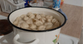 Пельмени получатся вкуснее всех блюд на свете: вот что нужно добавить в кастрюлю - не соль и не перец