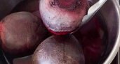 Свекла оставляет весь вкус в кастрюле с водой: вот как правильно нужно ее готовить - вкуснее, проще и без варки