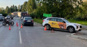 Таксист на китайском авто снес мотоциклиста на улице Андрея Упита в Кирове