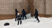 Экс-сотрудник кировской школы получил наказание за падение глыбы льда на ребенка