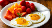 Яйца или овсянка: что полезнее, сытнее и безопаснее для фигуры — секреты идеального завтрака