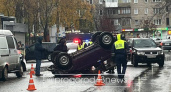 В Кирове "Нива" перевернулась на крышу после столкновения с "Газелью"