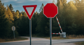 Какой знак на перекрестке главнее - "уступи дорогу" или "стоп"? Запомните раз и на всю жизнь