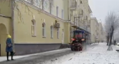 Кировские дорожные службы перешли на усиленный режим работы из-за снегопада