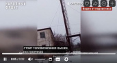 Жители села Лема просят обезопасить их от проржавевшей 25-метровой вышки