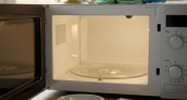 Замызганную микроволновку лечу одной таблеткой: не тру, не скребу, 5 минут – и она сверкает