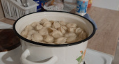 Пельмени получатся вкуснее всех блюд на свете: вот что добавить в кастрюлю - не лук и не перец