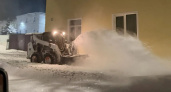 Дорожники приводят Киров в порядок после сильной метели