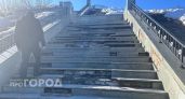 "Гости из Москвы пожали плечами, а мне было стыдно за Киров до слез": горожане о состоянии лестницы на набережной