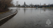 Вятка продолжает подниматься: подтоплены дома, дороги и мосты 