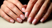Классический французский маникюр уже устарел: как делают трендовый "френч" сейчас