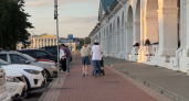 Все знают "Чем меньше женщину мы любим…", но забывают продолжение фразы - а ведь смысл полностью меняется