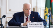 Глава СК России выясняет, почему дорогу к селу под Кировом годами не ремонтируют