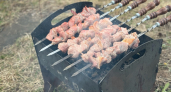 Гениальный маринад из подручных средств: сделает мясо нежным и тающим. Все тонкости приготовления идеального шашлыка