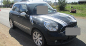 Под Кировом два ребенка на квадроцикле влетели в Mini Cooper 18-летней девушки