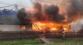 300 "квадратов" жилого дома и построек во дворе заполыхали в Шабалинском районе