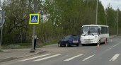 В Кирове городской автобус попал в аварию, для пассажирки вызывали скорую