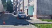 В Кирове машина сбила мальчика на самокате прямо во дворе