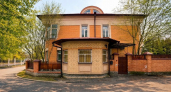 В историческом центре Кирова продают роскошный коттедж за 53 миллиона рублей