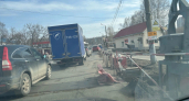 В Кирове закатают в асфальт один из трех железнодорожных путей на улице Лепсе