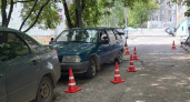 Кировчанка попала под машину Иж прямо во дворе пятиэтажки