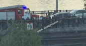 В Кирове мужчина повис на ограждении Старого моста