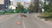 В Кирове два школьника на питбайке въехали в иномарку и попали в больницу