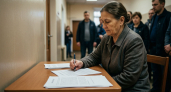 Кировские справедливороссы собирают подписи против осеннего повышения тарифов ЖКХ