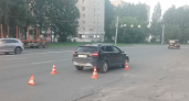 В Кирове курьер-подросток на велосипеде попал под машину