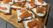 Как правильно солить красную рыбу: чтобы была вкуснее, чем в магазине - дело не в соли и не в лимоне