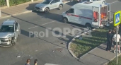 В историческом центре Кирова мотоциклист попал в жесткую аварию с иномаркой