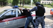 Кировчанин угнал иномарку и влетел на ней на территорию предприятия
