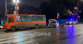 В Кирове два пассажира пострадали во втором за вечер ДТП с городским автобусом 