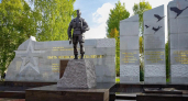 В Кирове открыли новый мемориал с бронзовой скульптурой солдата и Вечным огнем