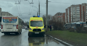 В Кирове мастер бригады рухнул вместе с опорой ЛЭП и не выжил