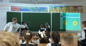 Неожиданные родственники Мойдодыра, ревность первоклассников и родительские чаты: как проходят будни учителя начальных классов школы №32 