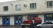 В поселке Вазюк сгорели два гаража с машиной и мотоциклом