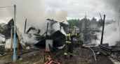 В Малмыже при мощном пожаре в квартире погиб один человек и еще один пострадал