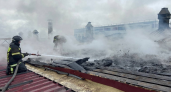 В Нолинске загорелась кровля строящейся школы