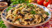 Самый вкусный гарнир из баклажанов: готовлю с луком, сметаной и прованскими травами — напоминает жареные белые грибы