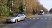 Около Кирова мотоциклиста отбросило под автобус после столкновения с легковушкой