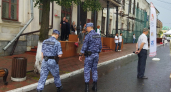 В одном из магазинов Слободского задержали любителя бесплатной выпивки: его разыскивала полиция