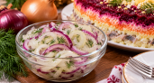 Маринованный или сырой: какой лук класть в «Селедку под шубой» – запомните навсегда