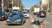 В Кирове водитель иномарки сбил молодого человека на электровелосипеде