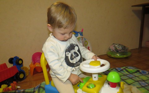 Кировчане могут взять в свою семью ребенка-сироту на каникулы или выходные