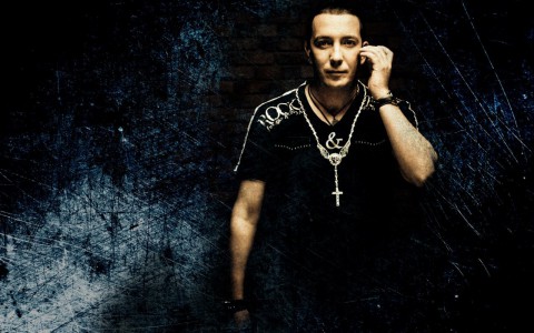 Сегодня супердискотека 90-х DJ ЦВЕТКОFF в РЦ NEON