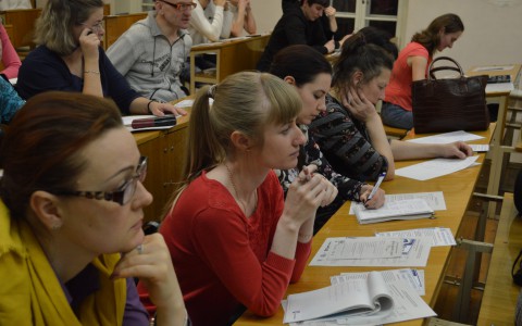 Кировчане спрягали глаголы и склоняли числительные