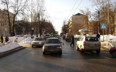 В Кирове водитель Audi сбил на пешеходном переходе 5-летнюю девочку