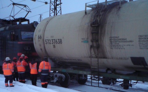 Рядом с Марадыково в Кировской области с рельсов сошел вагон грузового состава